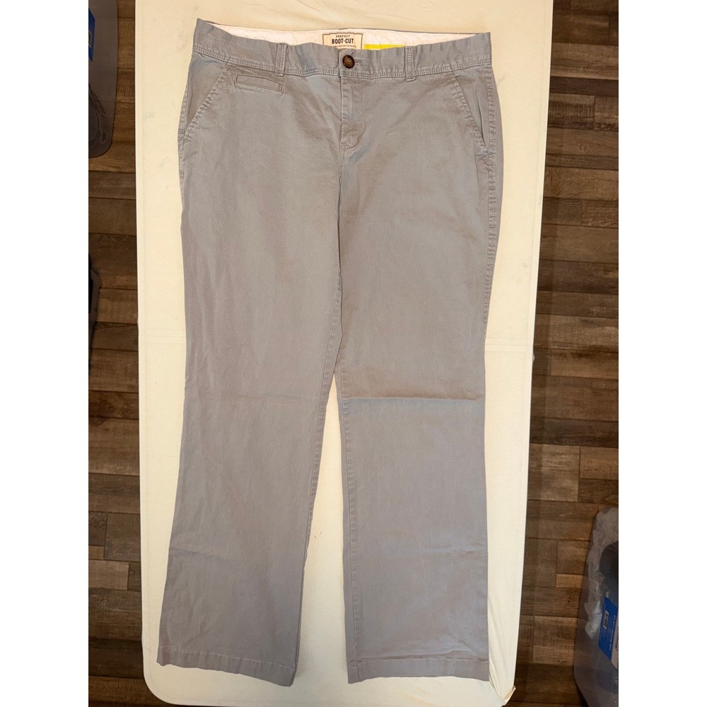 Old Navy Women Gray Perfect Boot-Cut Favorite Khaki Pants Size 12 Long